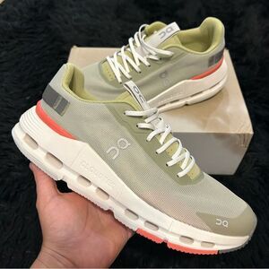 ON CLOUDNOVA green running athletic training lace up shoes sneakers sz 9 new